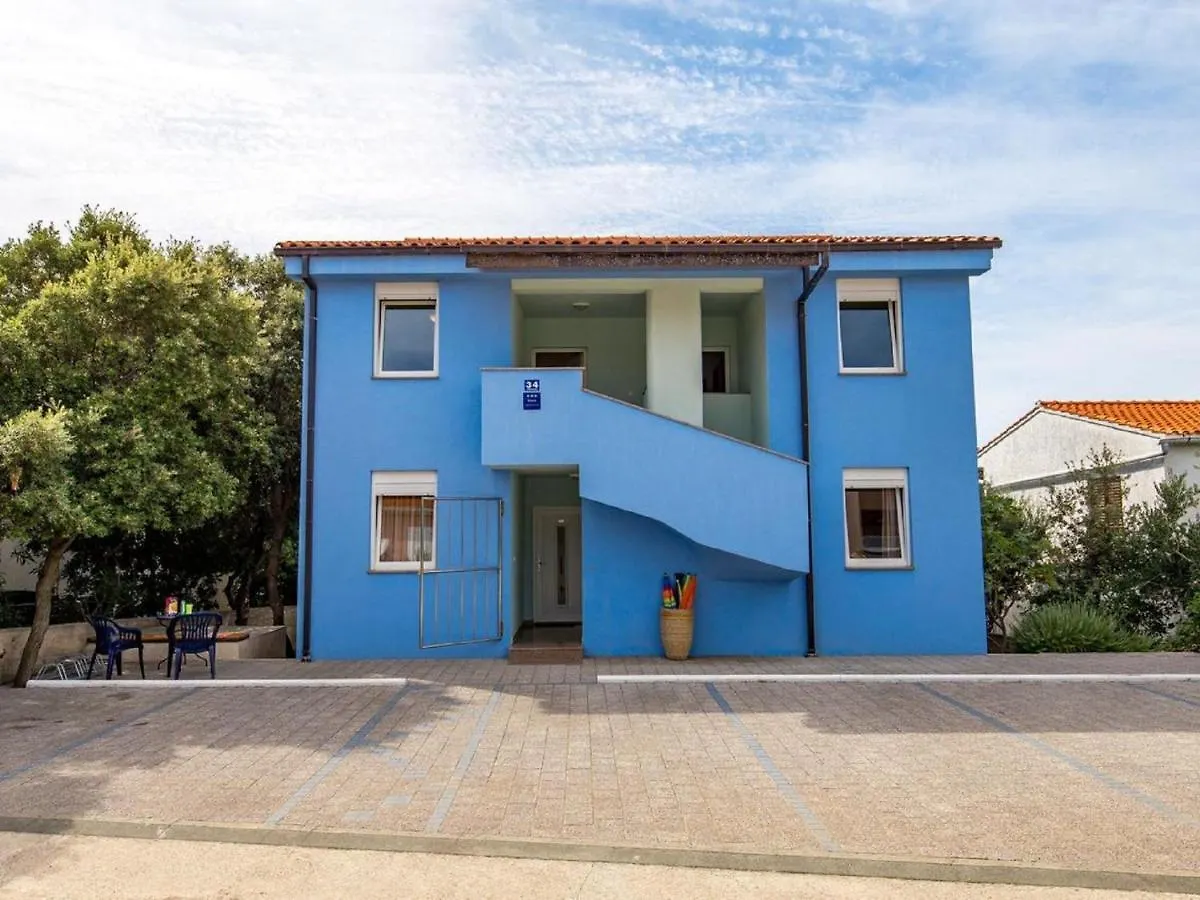Lovely Apartment In Mandre With Barbecue Croatia