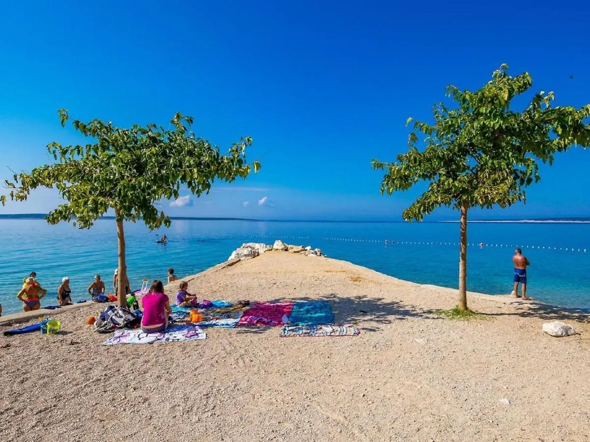 Lovely Apartment In Mandre With Barbecue Croatia
